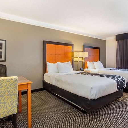 La Quinta Inn By Wyndham Champaign Extérieur photo