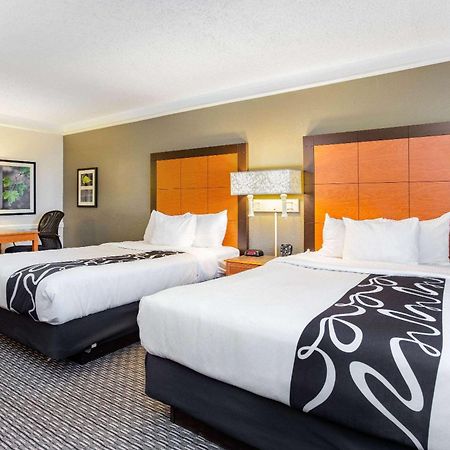 La Quinta Inn By Wyndham Champaign Extérieur photo
