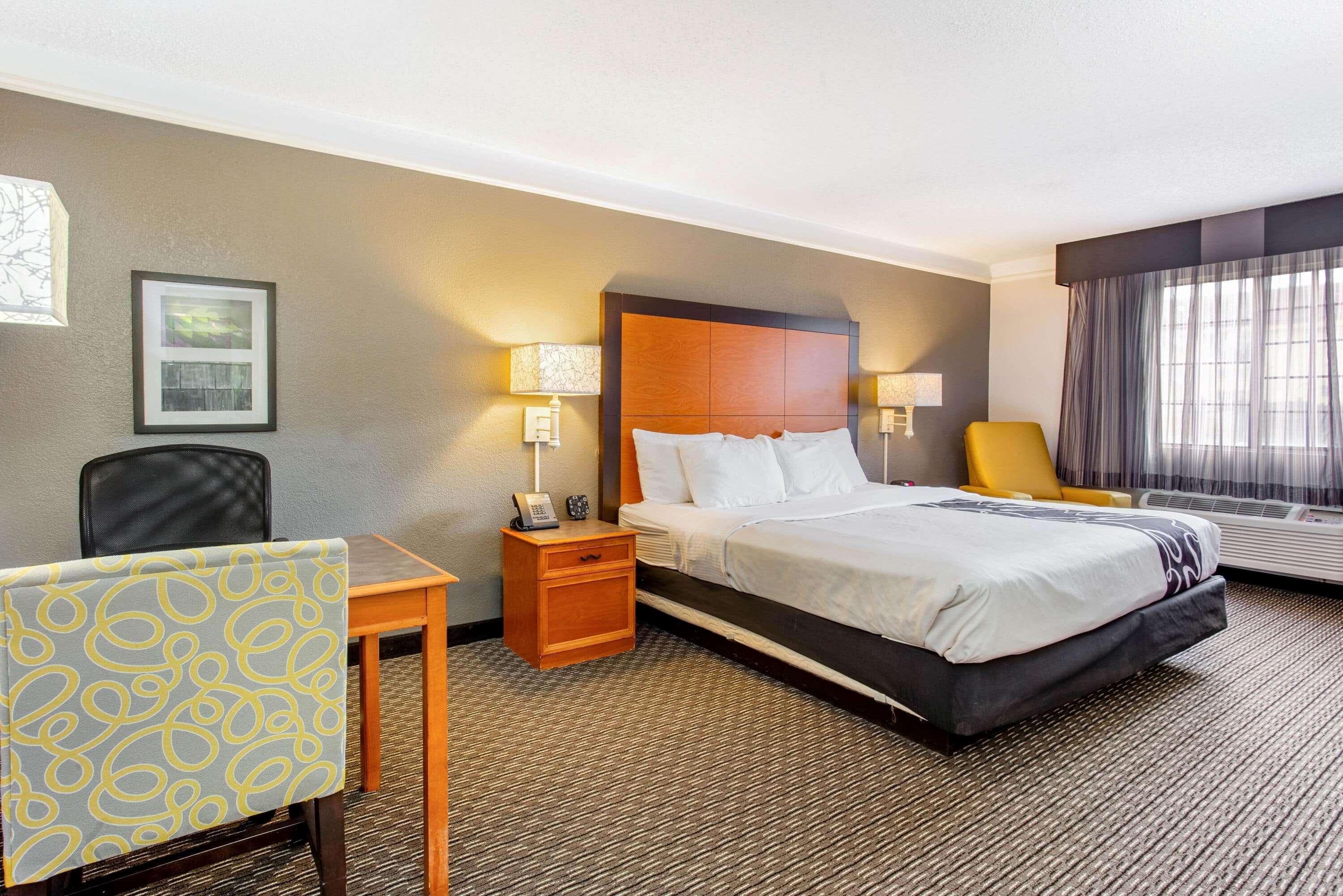 La Quinta Inn By Wyndham Champaign Extérieur photo