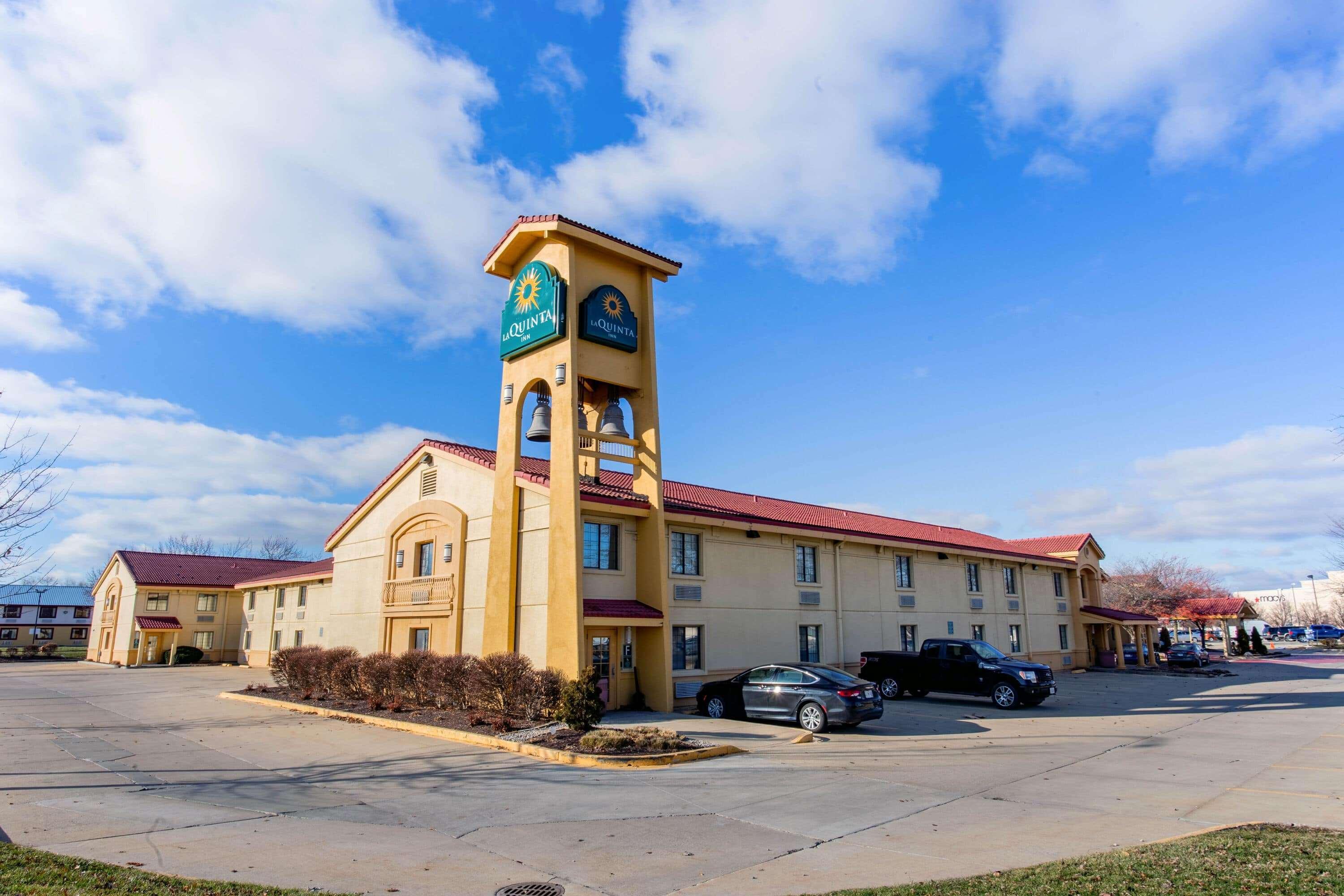 La Quinta Inn By Wyndham Champaign Extérieur photo