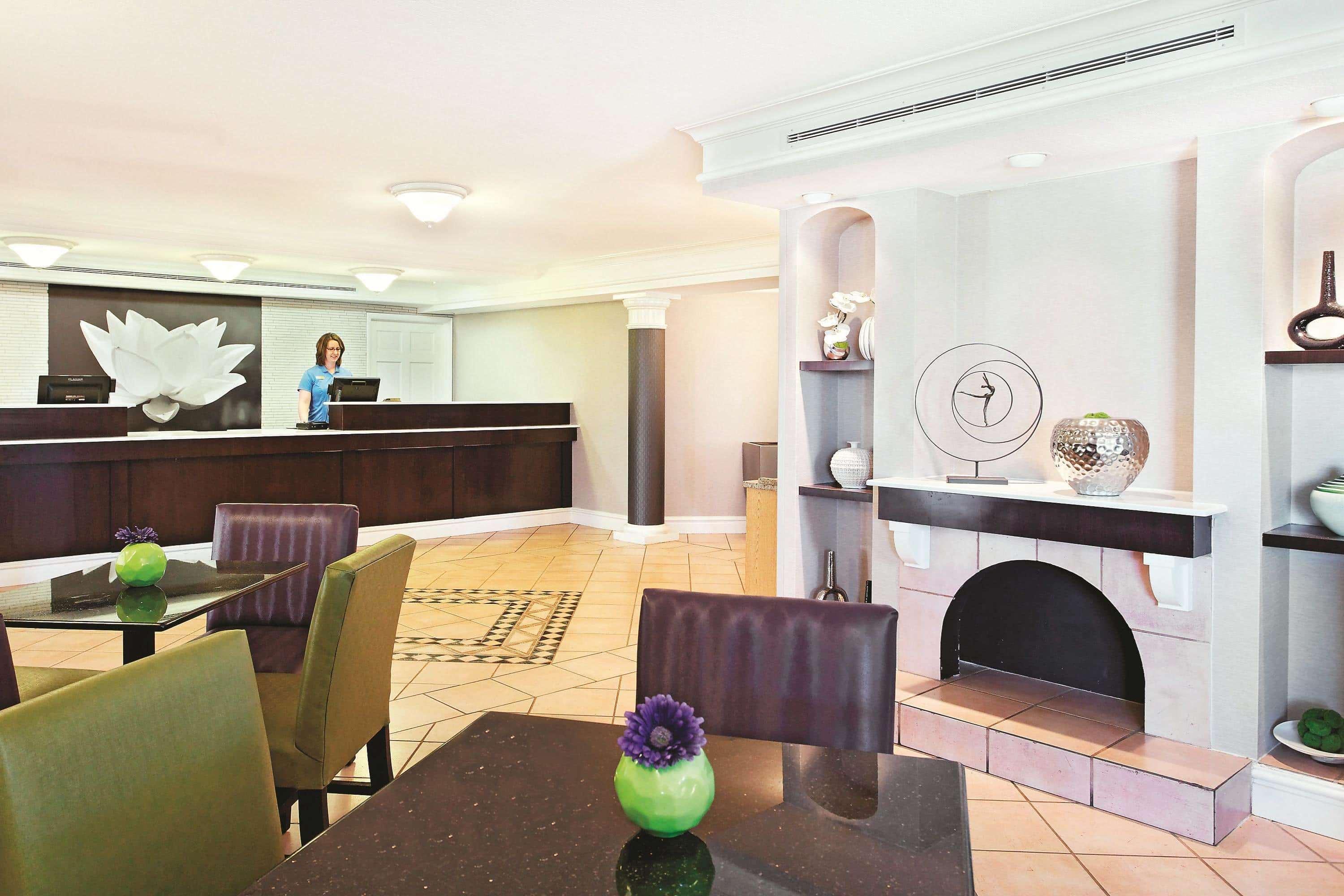 La Quinta Inn By Wyndham Champaign Extérieur photo
